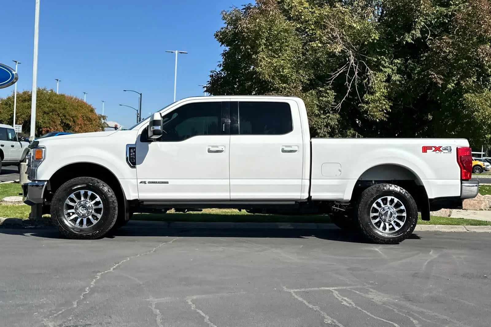 Certified Used 2022 Star White Metallic Tri-Coat Ford LARIAT image 5