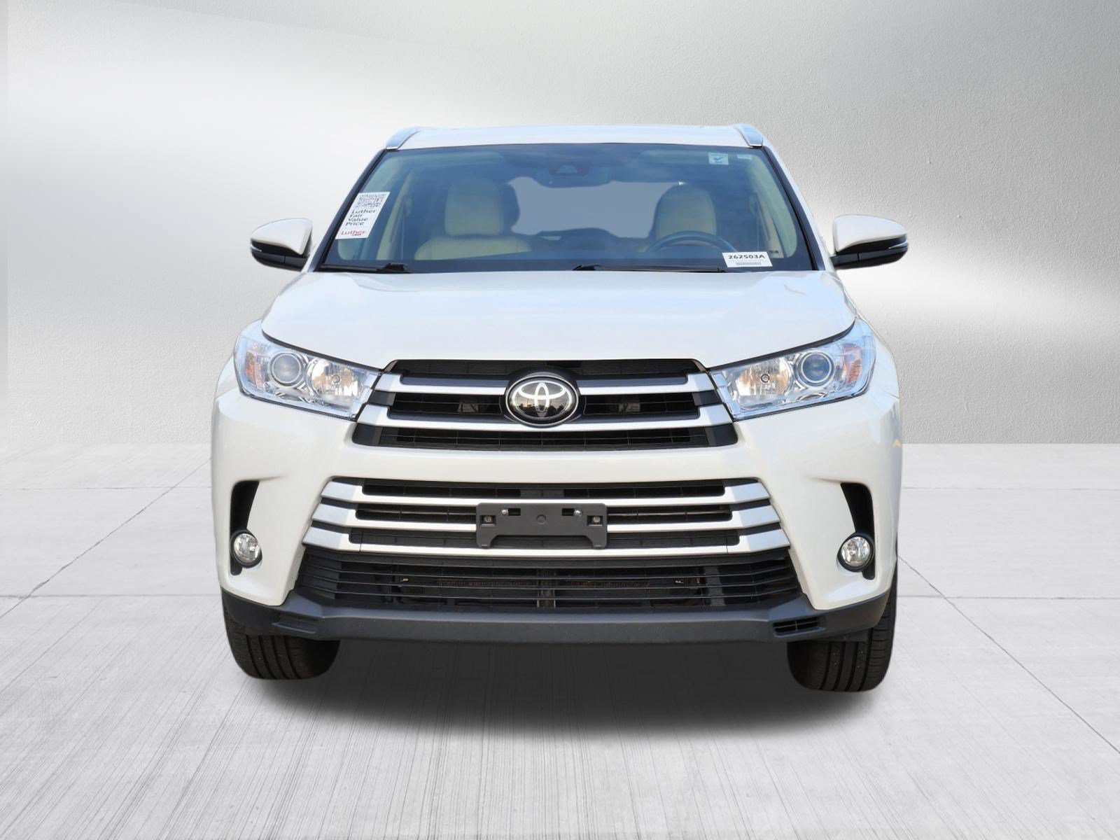 Certified 2017 Toyota Highlander XLE with VIN 5TDJZRFH5HS511322 for sale in Golden Valley, Minnesota