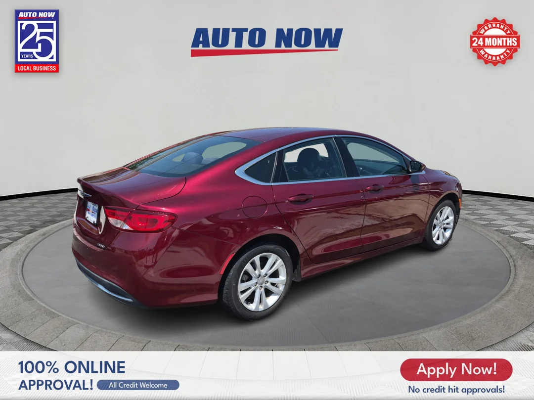 Used 2015 Velvet Red Pearlcoat Chrysler Limited image 5