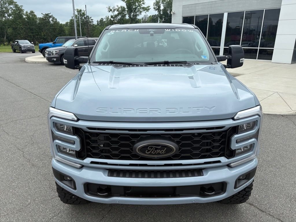 New 2026 Glacier Gray Metallic Tri-Coat Ford F-250® Lariat® image 9
