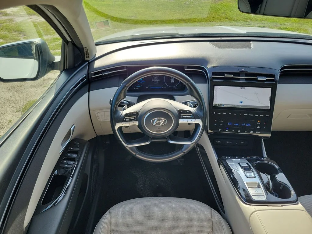 Used 2024 White Pearl Hyundai Limited image 29