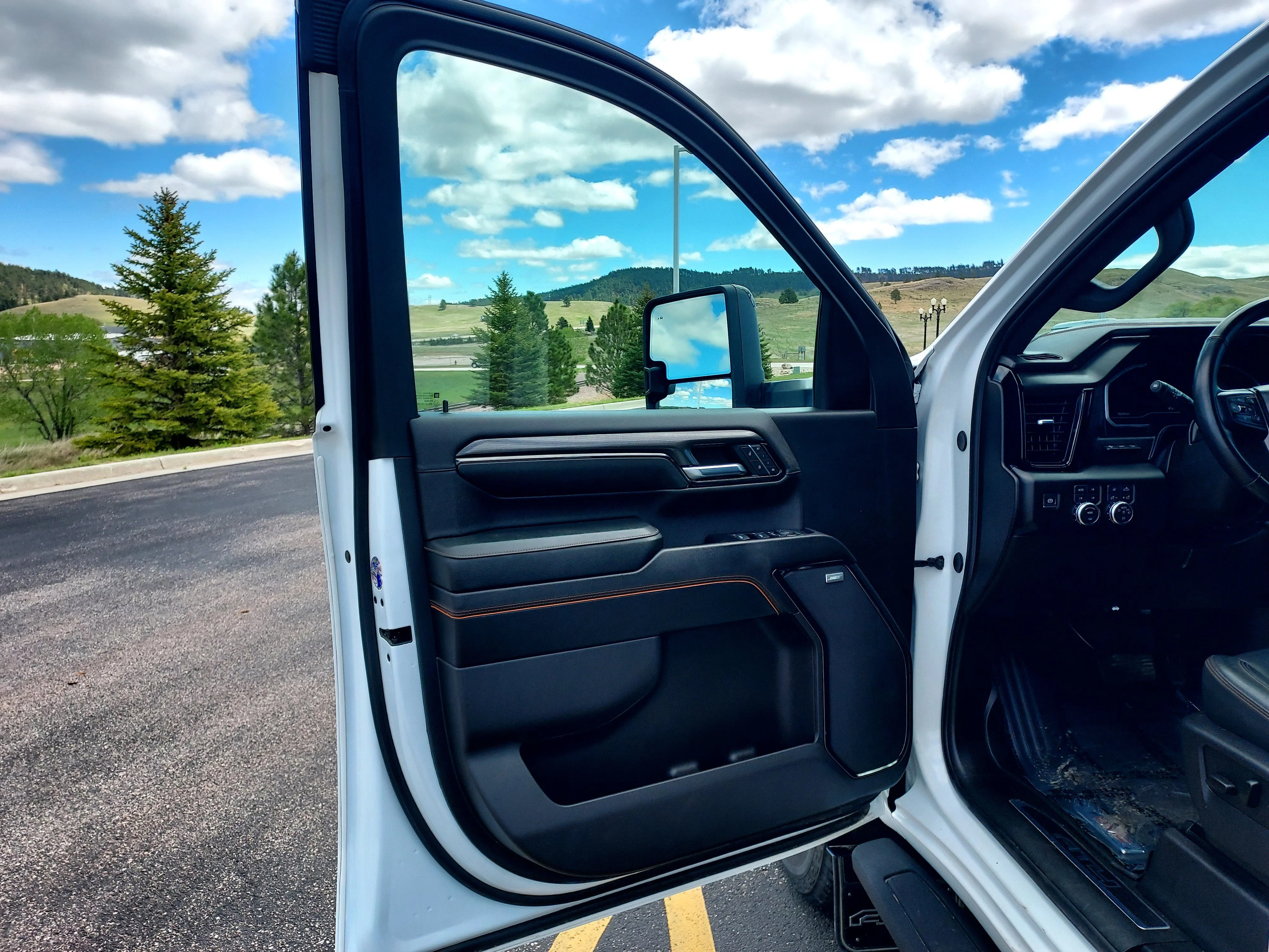 Used 2024 Summit White GMC AT4 image 13
