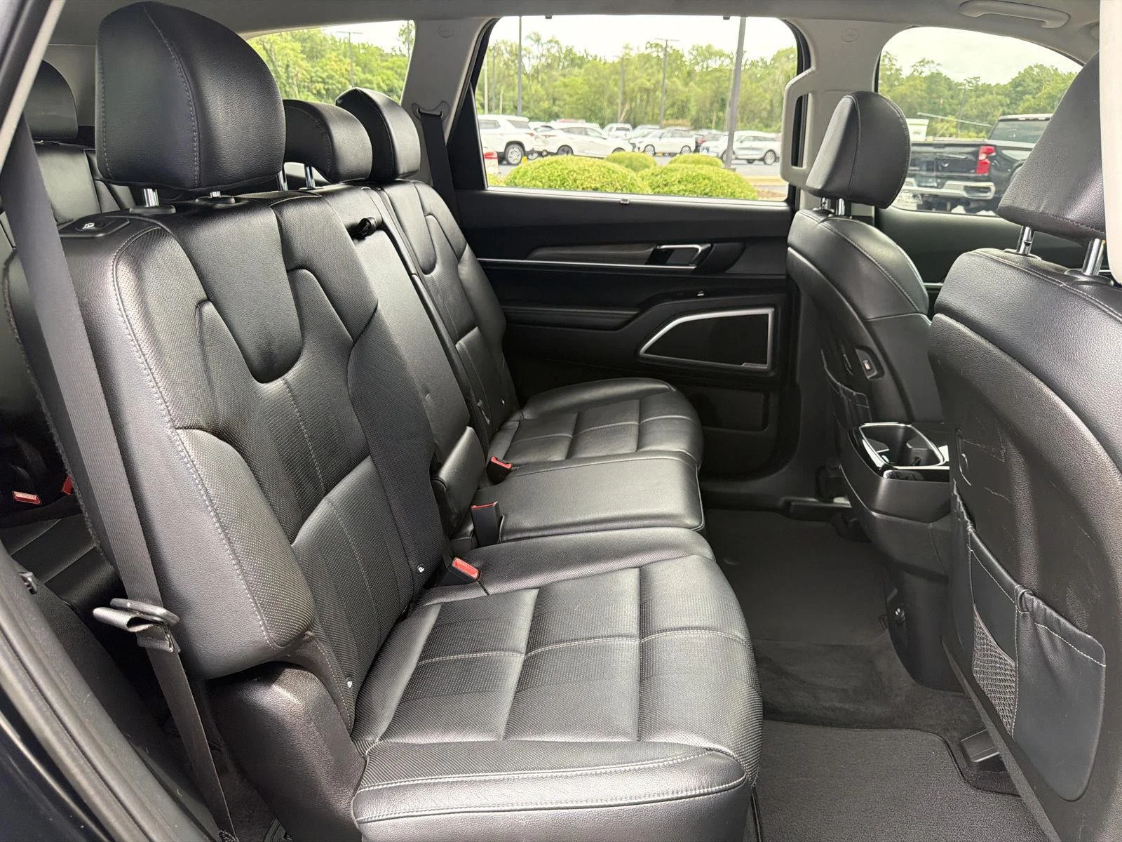 Used 2020 Ebony Black Kia EX image 38