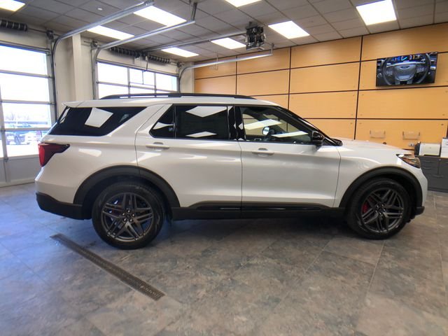 New 2026 Space White Metallic Ford ST image 8