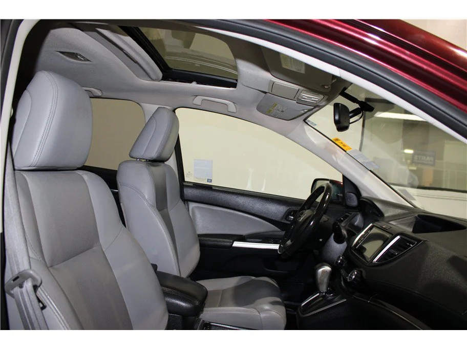 Used 2016 Burgundy Honda EX-L image 24