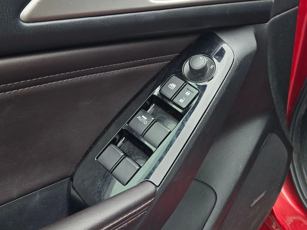 2018 Mazda Mazda3 Touring - Photo 19