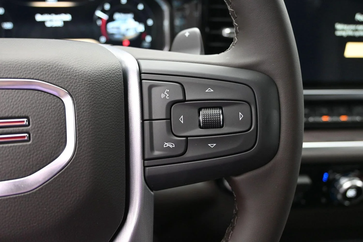 2026 GMC Sierra 1500 SLT - Photo 30