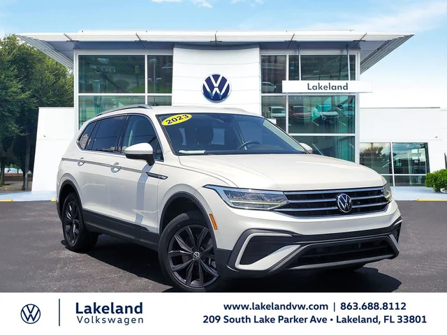 2023 Volkswagen Tiguan 2.0T SE