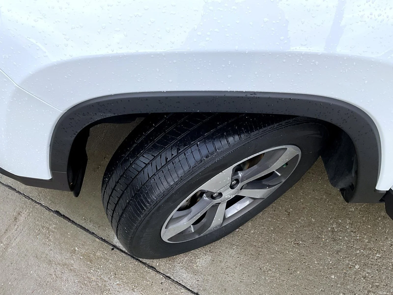 Used 2020 White Jeep Limited image 23
