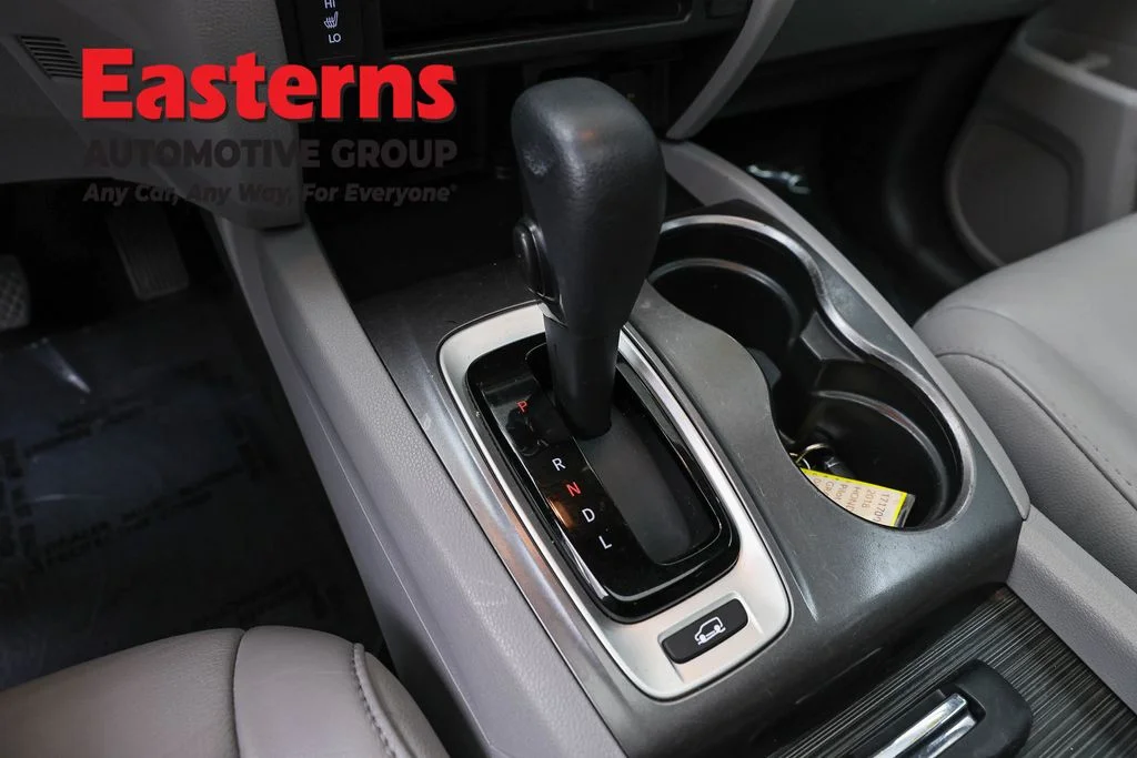 Used 2018 Gray Honda EX-L image 12