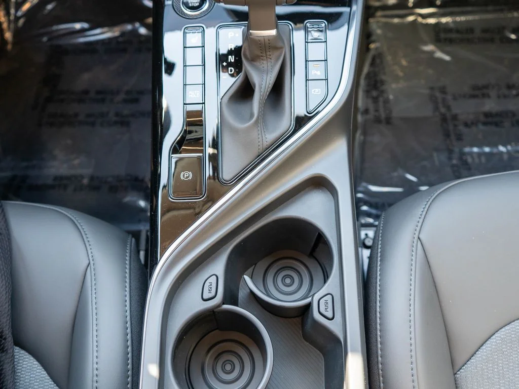 New 2026 Snow White Pearl Kia EX image 25
