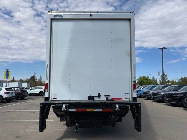 New 2024 Arc White Chevrolet MEDIUM ASH GRAY image 6