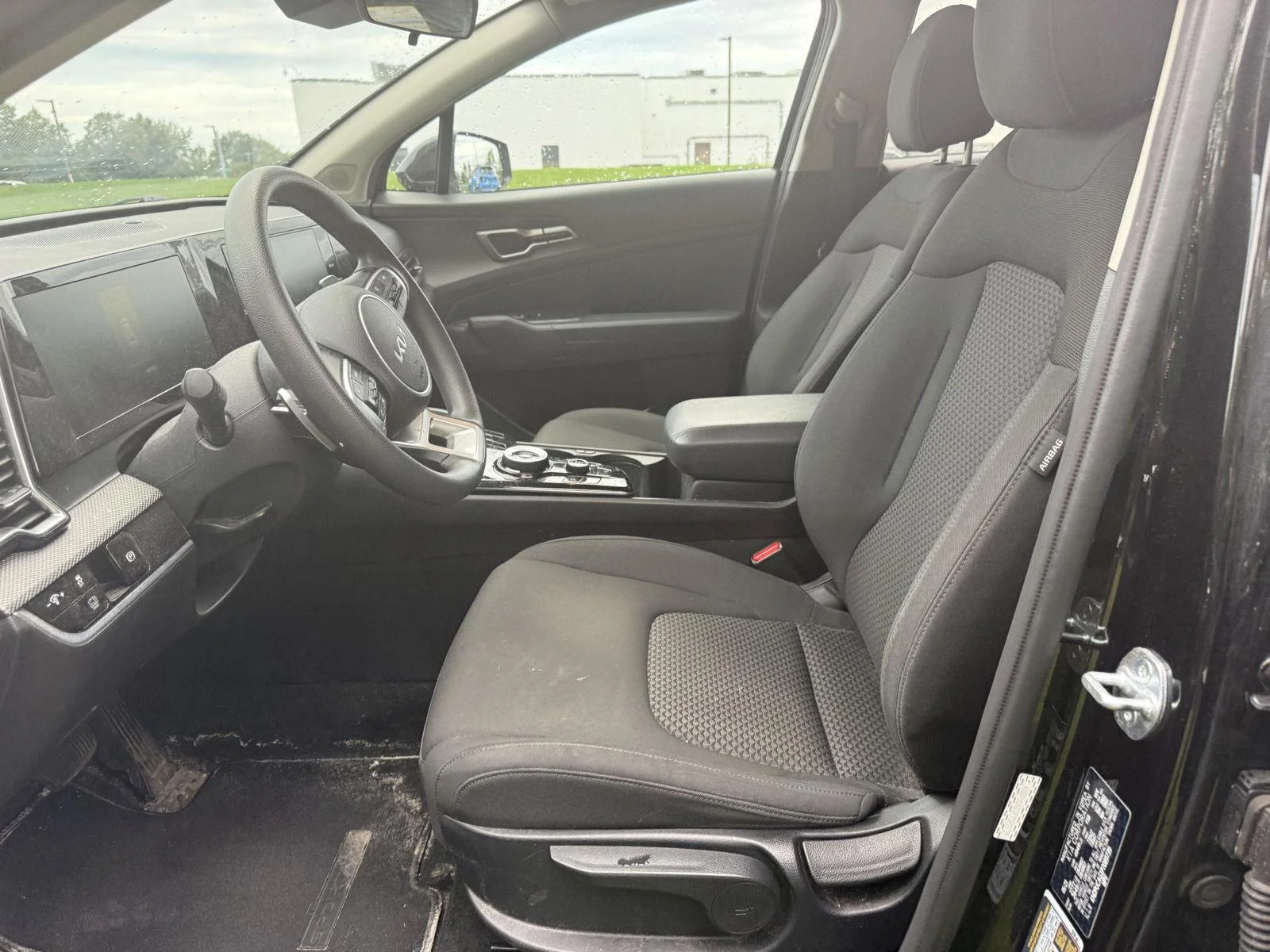 Used 2023 Fusion Black Kia LX image 9