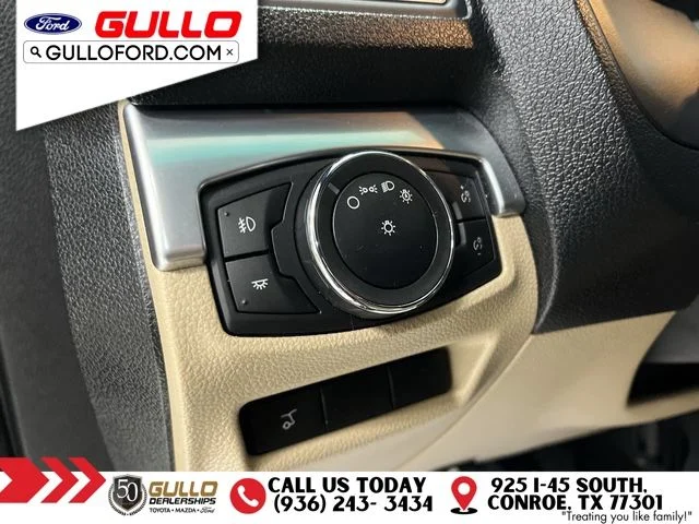 Used 2017 Ruby Red Metallic Tinted Clearcoat Ford Limited image 19