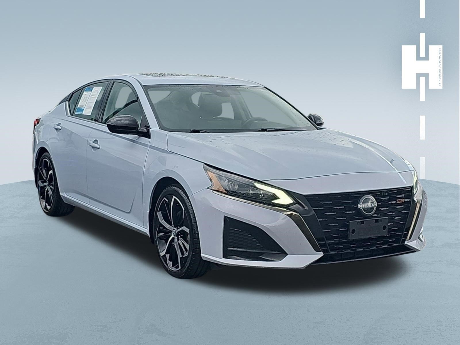2023 Nissan Altima 2.5 SR's photo