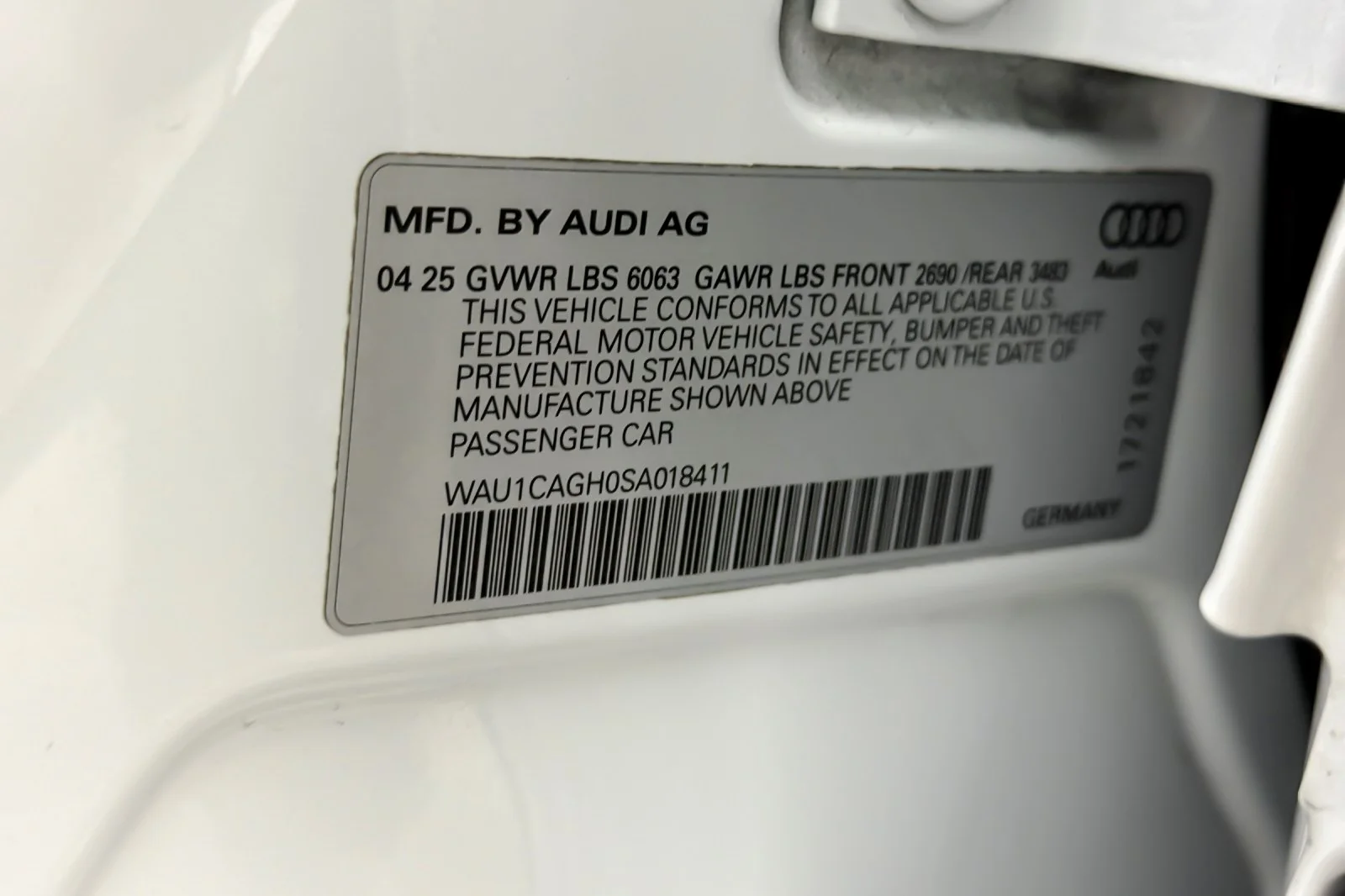 Used 2025 Glacier White Metallic Audi Premium RWD image 27