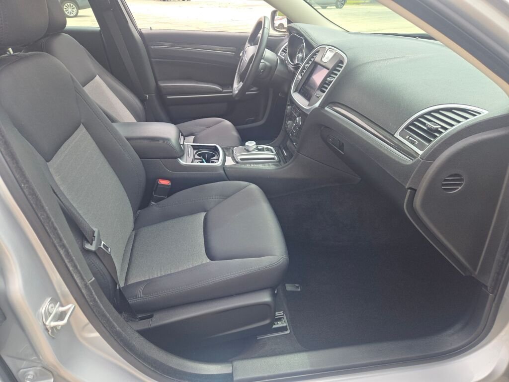 Used 2021 Silver Chrysler Touring image 7