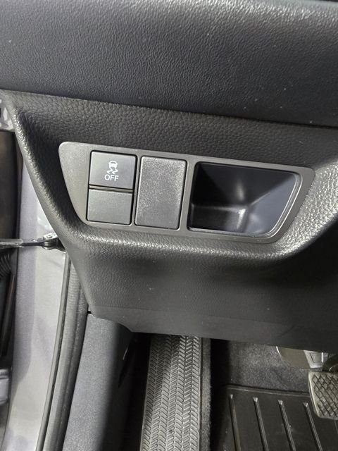 2025 Honda HR-V LX - Photo 17