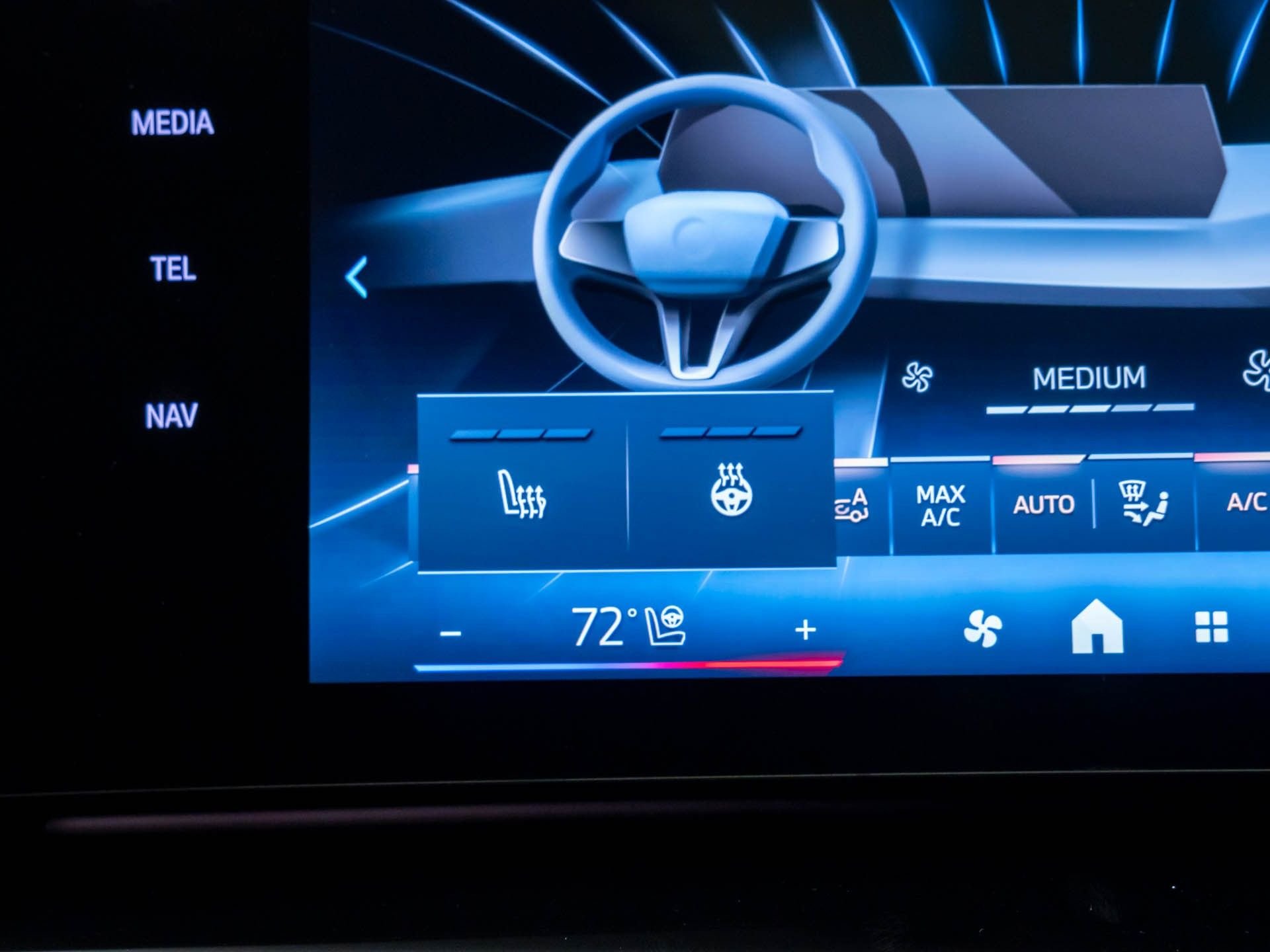 New 2026 Jet Black BMW xDrive28i image 25
