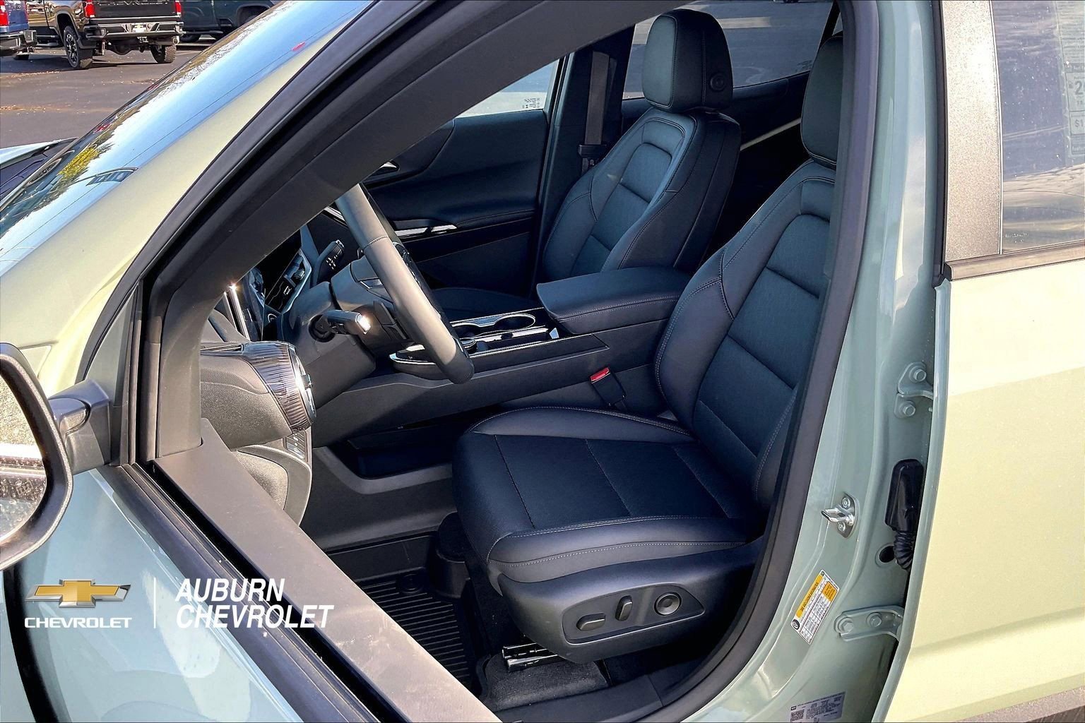 2026 Chevrolet Equinox LT - Photo 9