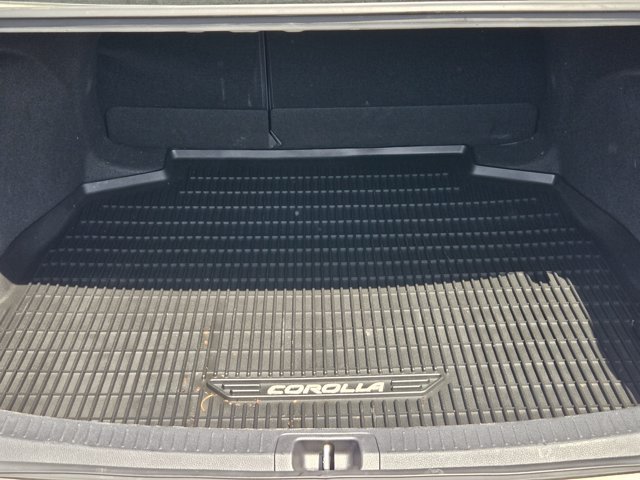 Used 2020 Blizzard Pearl Toyota  image 30