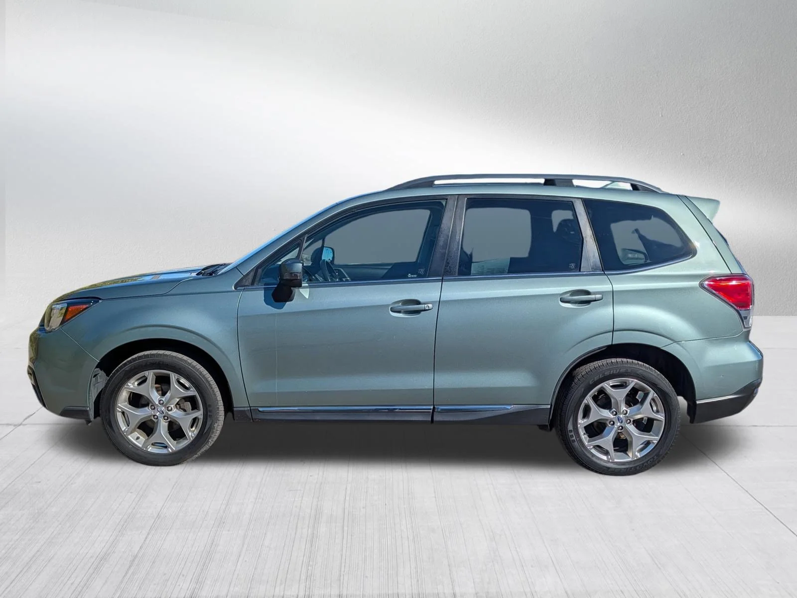 Used 2017 Jasmine Green Metallic Subaru Touring image 4