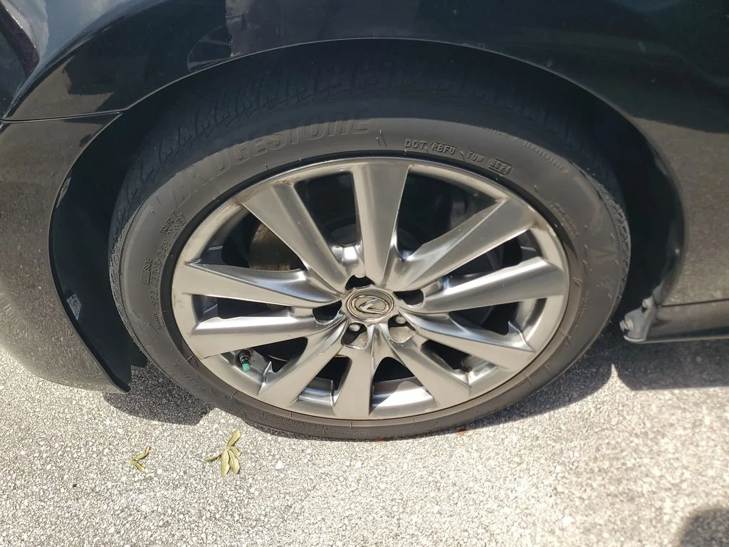 Used 2015 Black Lexus 350 image 3