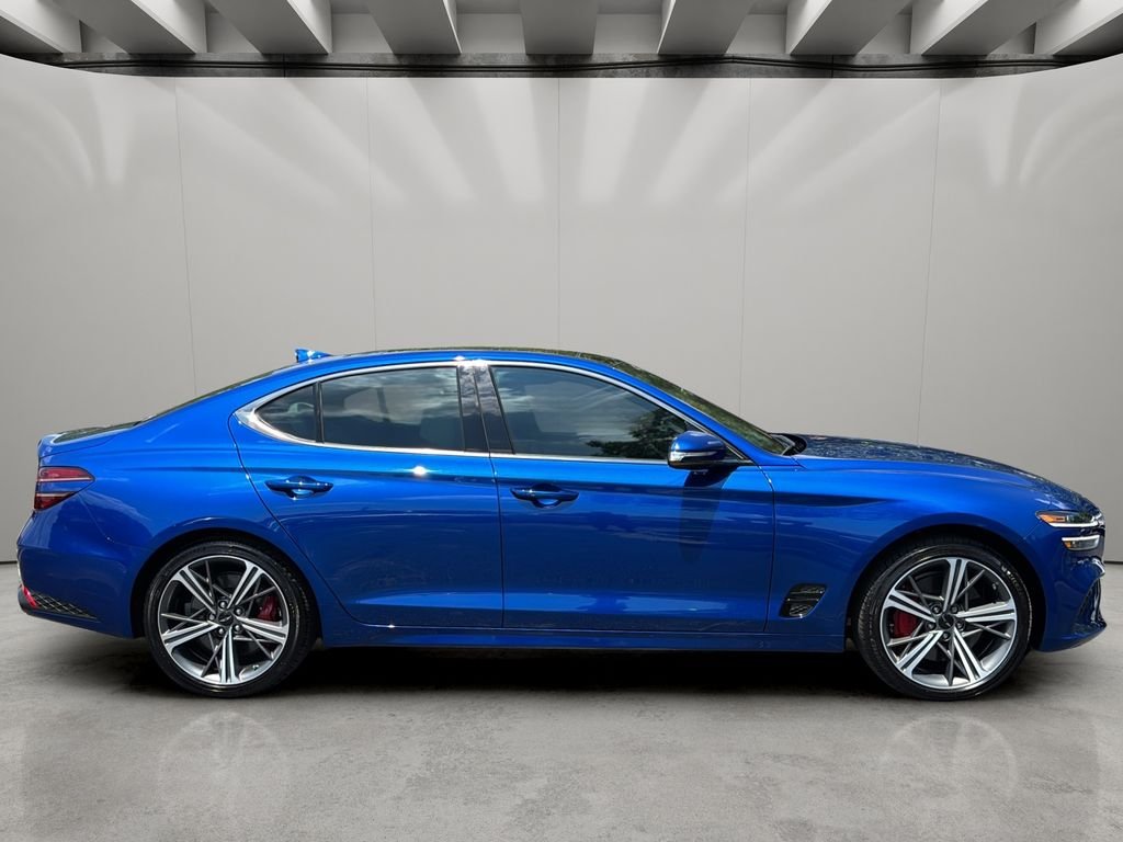 2025 GENESIS G70 Standard - Photo 6