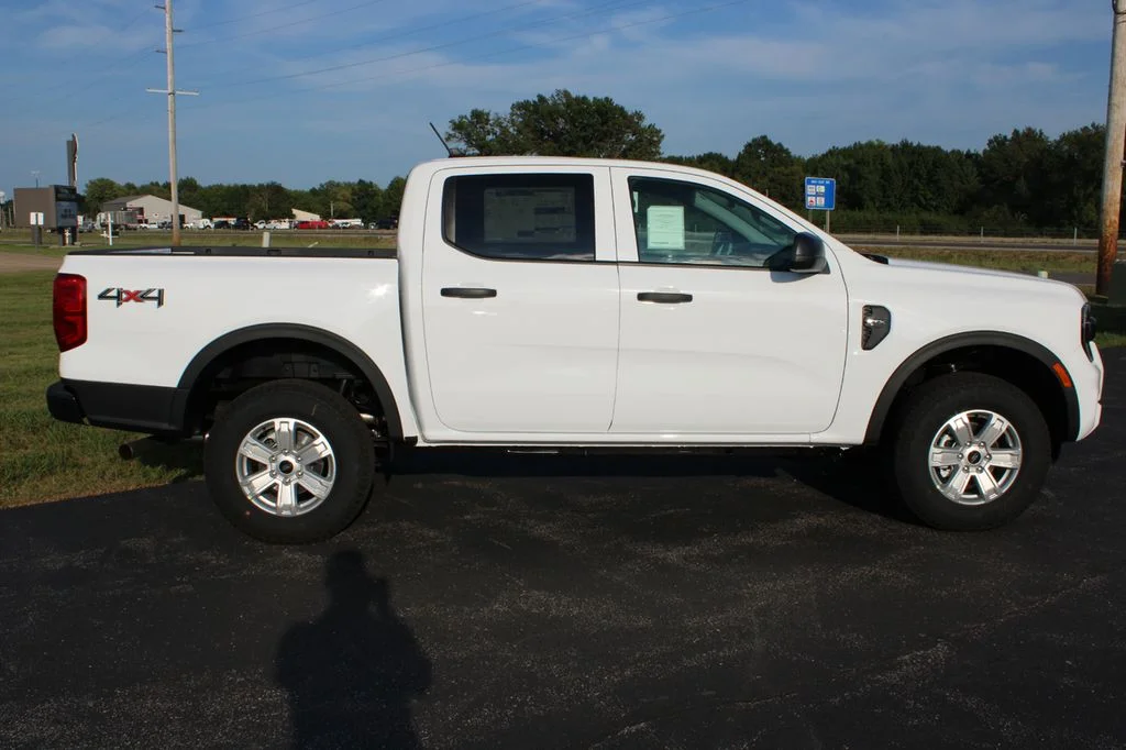 New 2026 Oxford White Ford XL image 16