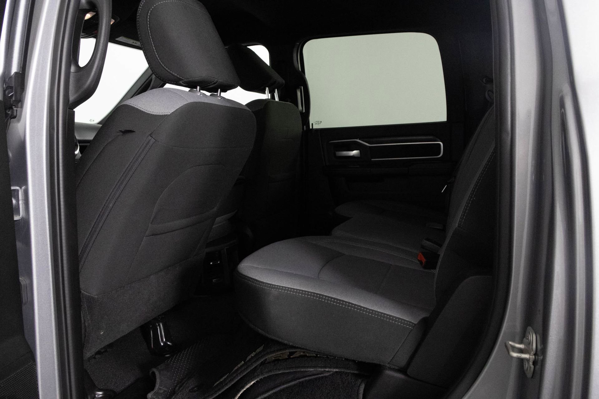 2024 RAM 2500 - Image 31