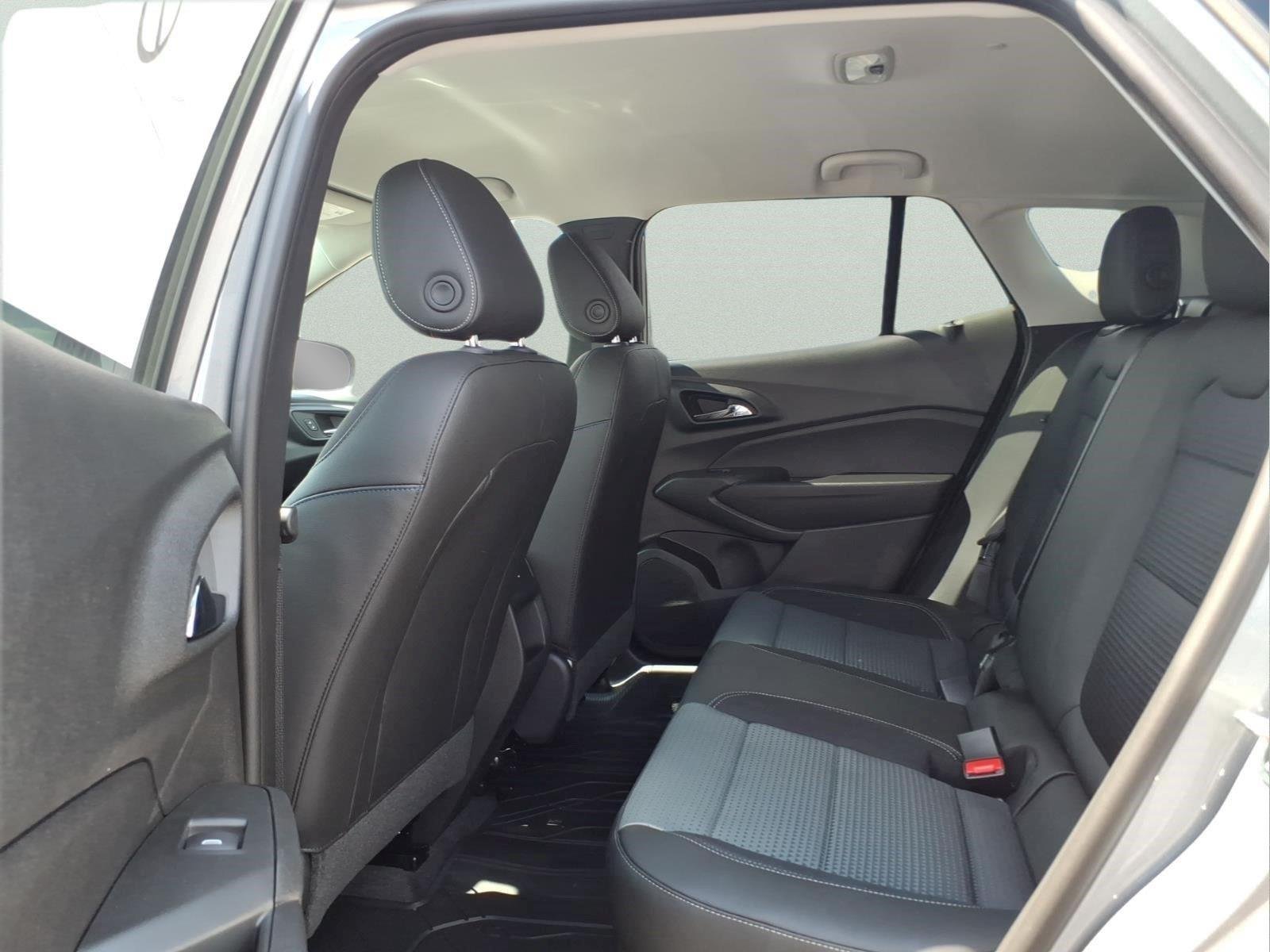 New 2026 Sterling Gray Metallic Chevrolet LT image 9