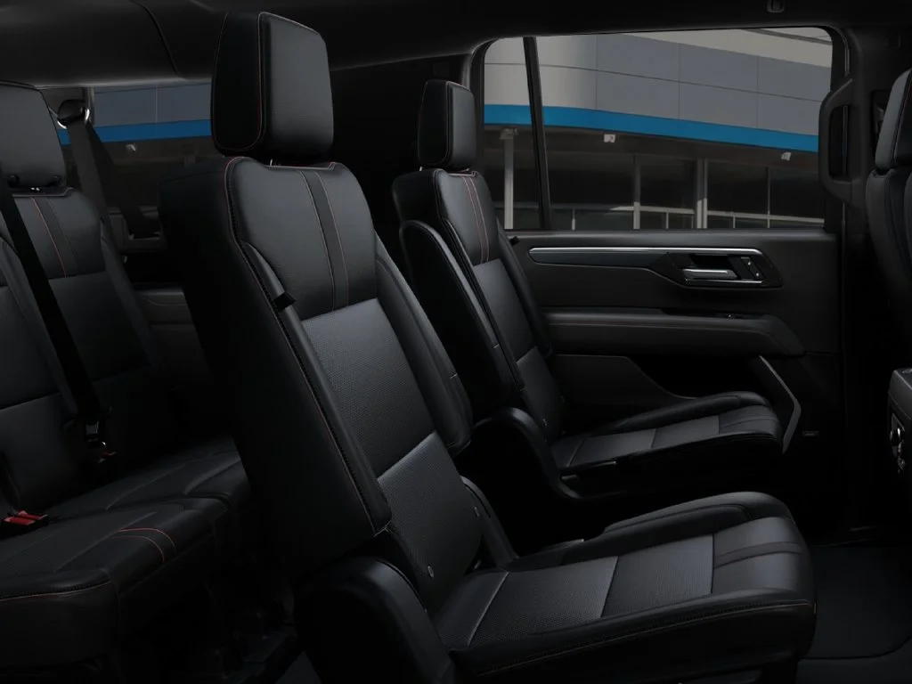 2027 Chevrolet Suburban RST - Photo 12