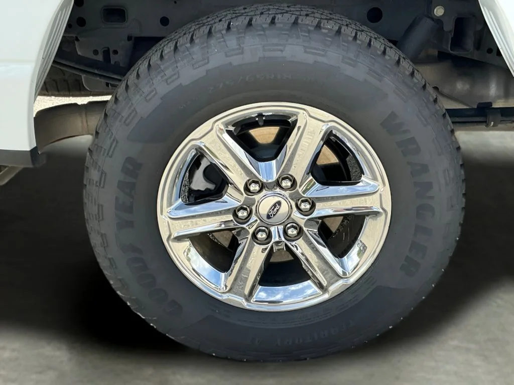 Used 2025 White Ford XLT image 16