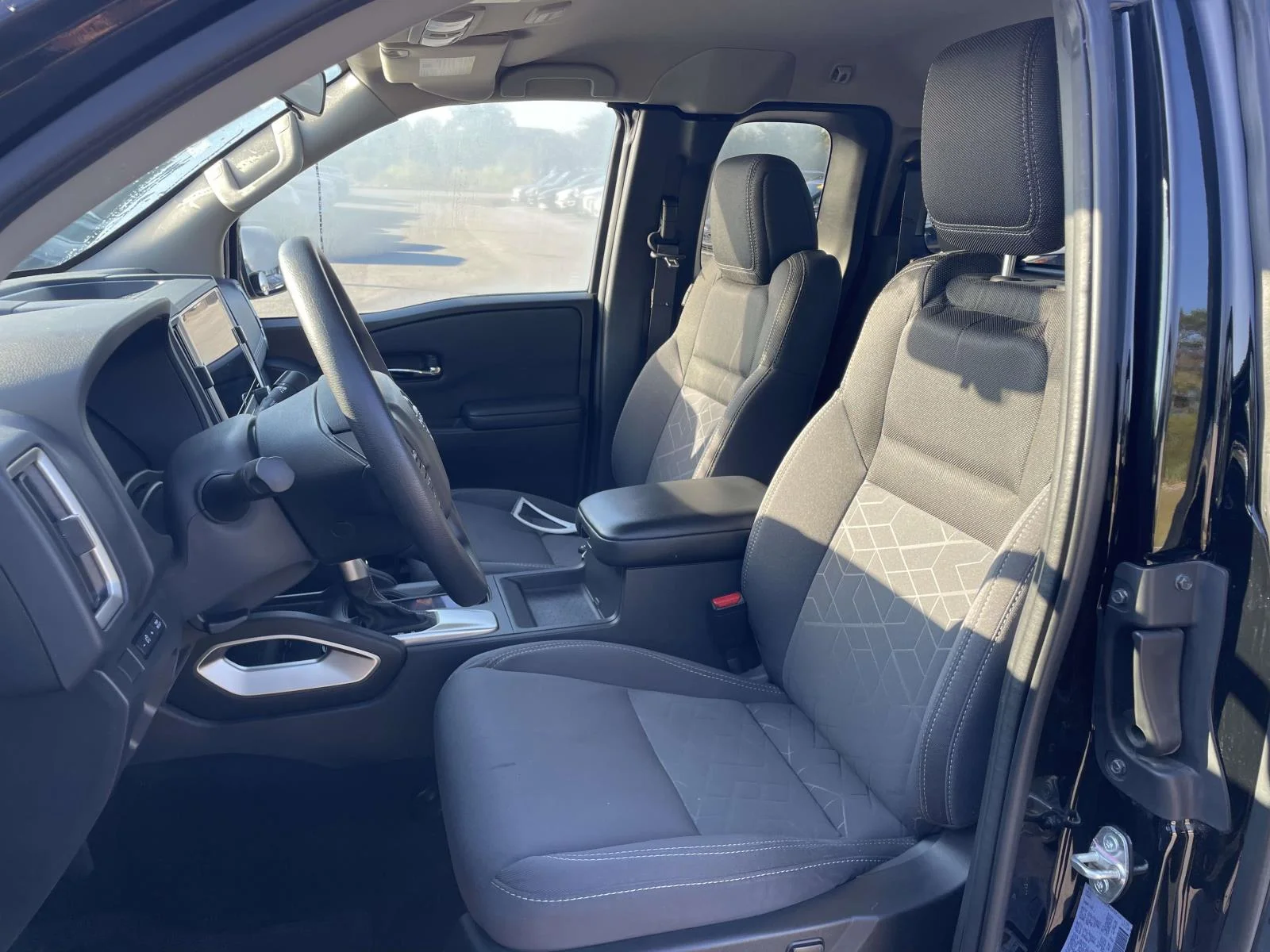 Used 2025 Super Black Nissan SV image 4
