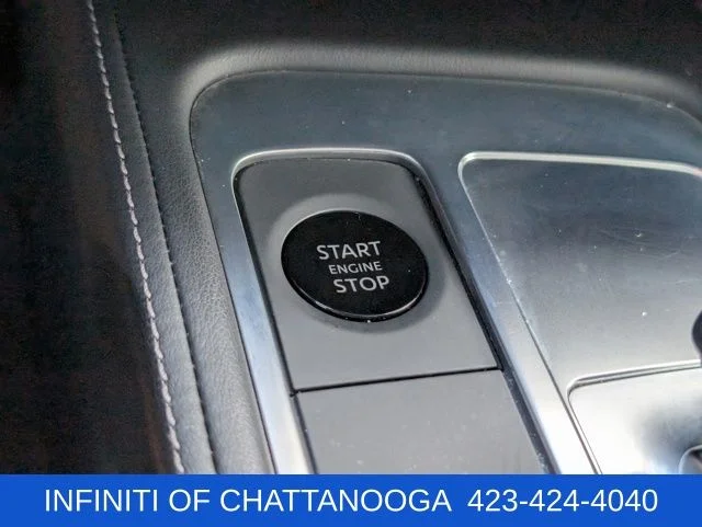 Certified Used 2026 White INFINITI LUXE image 18
