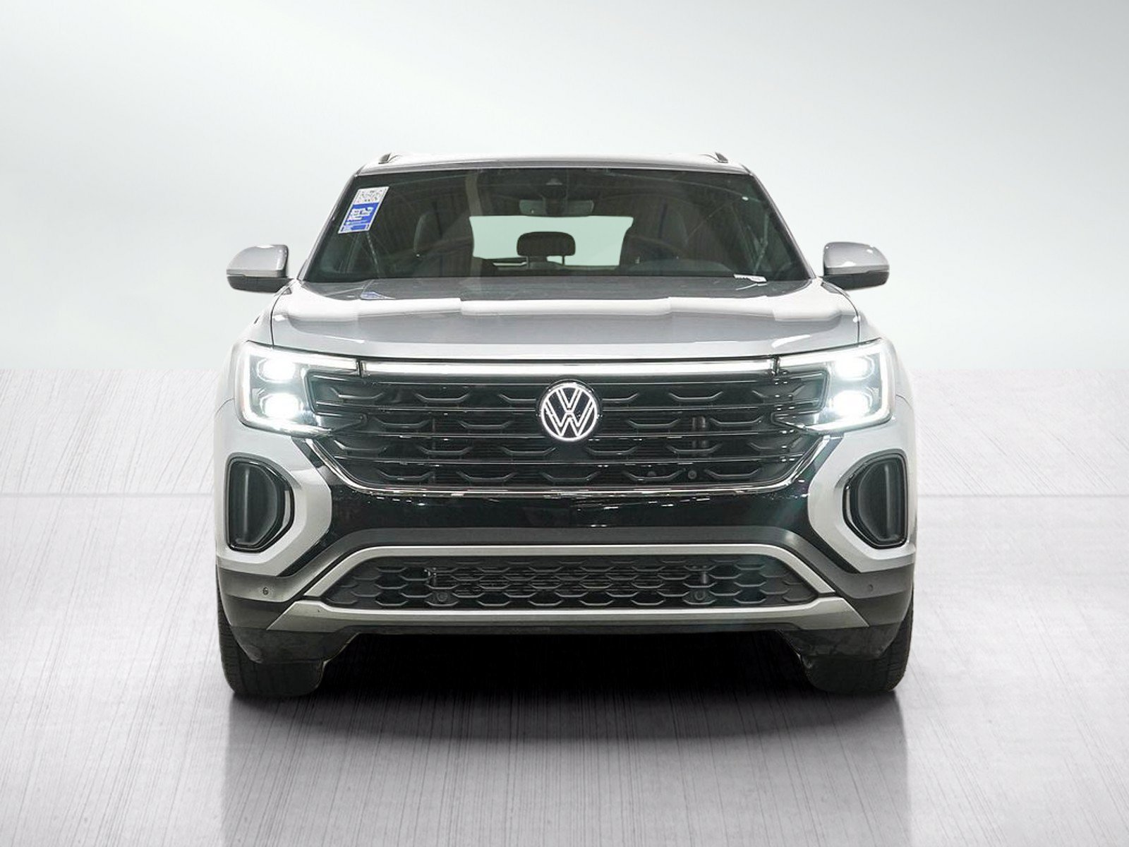 Used 2026 Silver Mist Metallic Volkswagen 2.0T SE w/Technology 4MOTION image 8