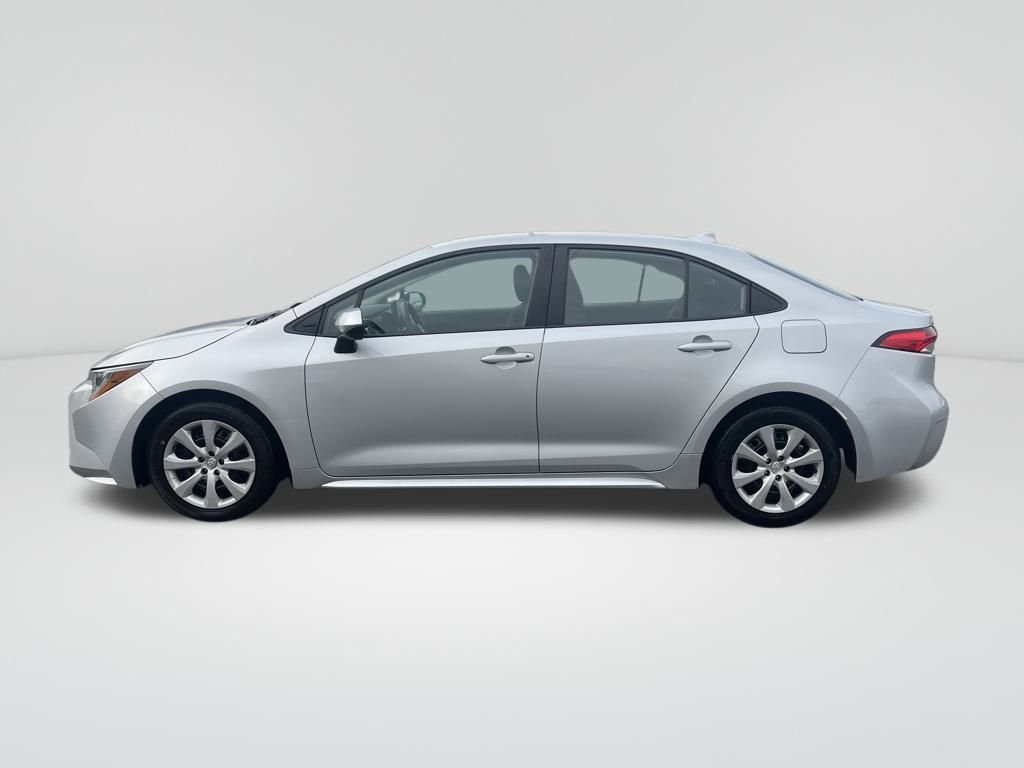 Used 2024 Toyota Corolla LE with VIN 5YFB4MDEXRP120286 for sale in Northfield, Minnesota