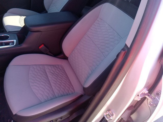 Used 2021 Chevrolet Equinox LS with VIN 3GNAXSEV6MS102635 for sale in Kansas City