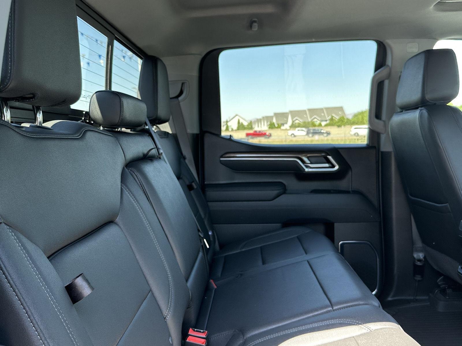 2025 Chevrolet Silverado 1500 LT Trail Boss - Photo 44