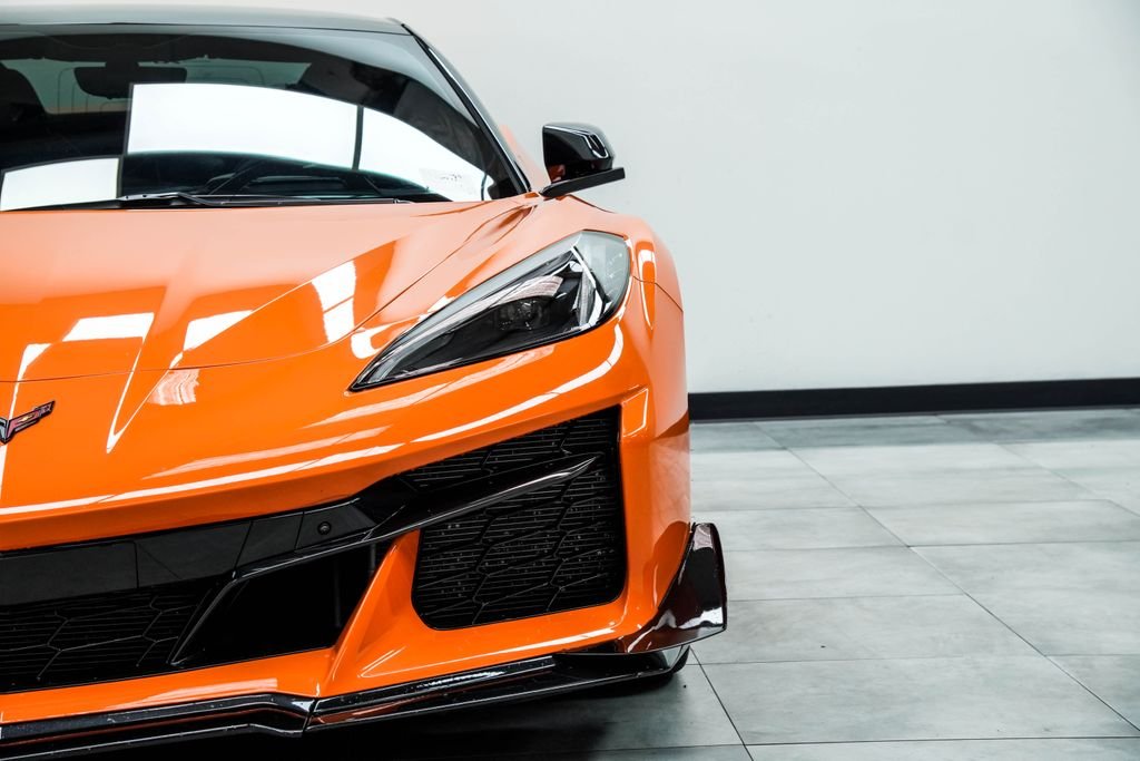 Used 2023 Orange Chevrolet Z06 image 6