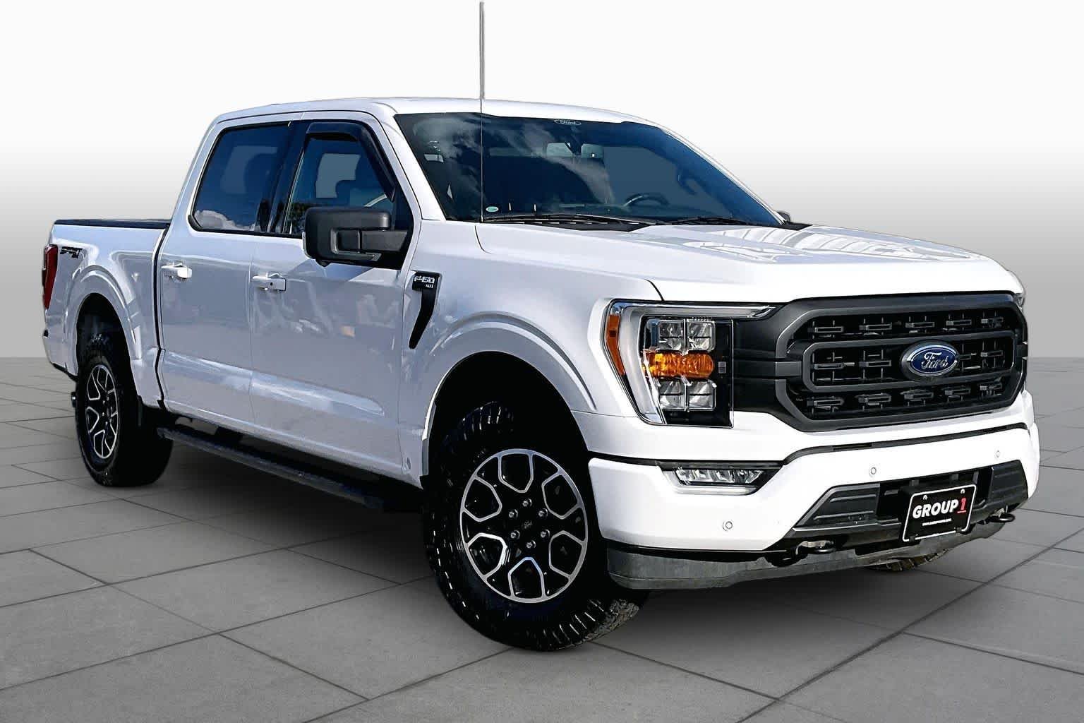 Used 2021 Oxford White Ford XLT image 4