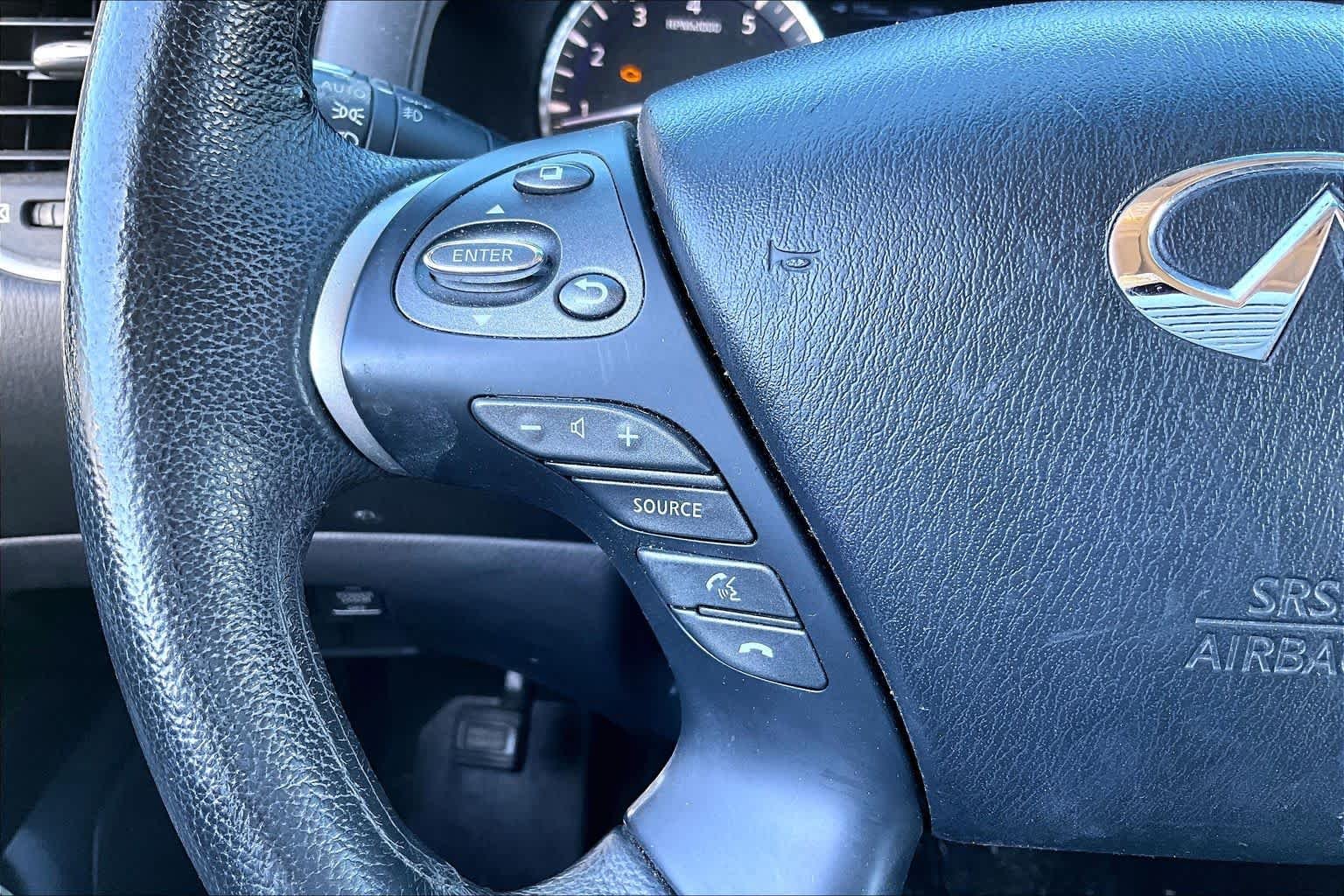 Used 2013 Black Obsidian INFINITI  image 21