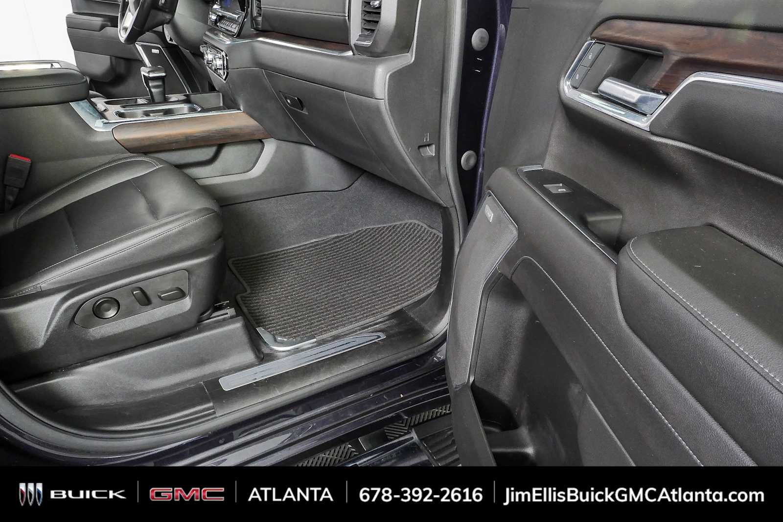 Used 2022 Titanium Rush Metallic GMC SLT image 25