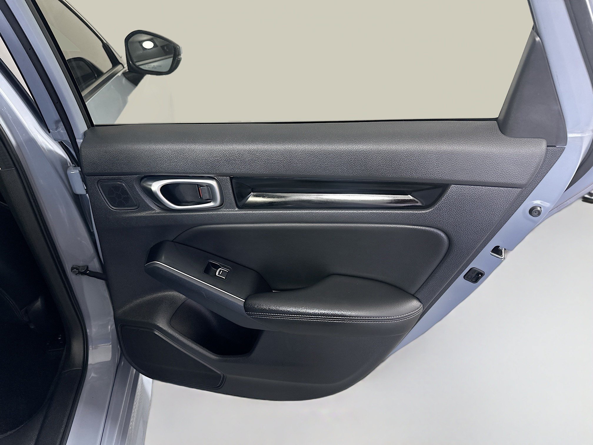2022 Honda Civic Touring - Photo 29