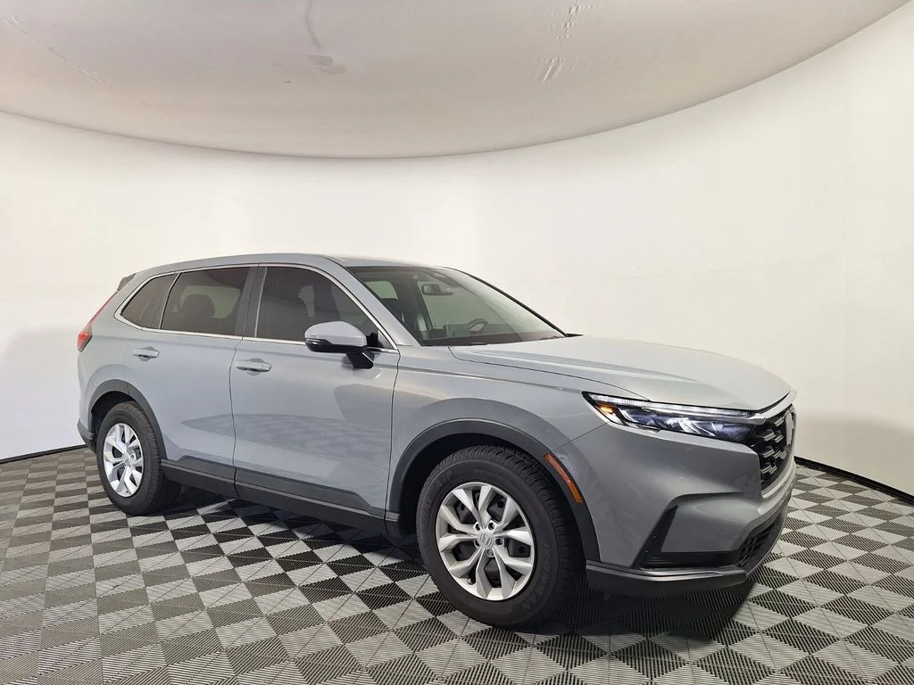 Certified Used 2025  Honda LX image 3