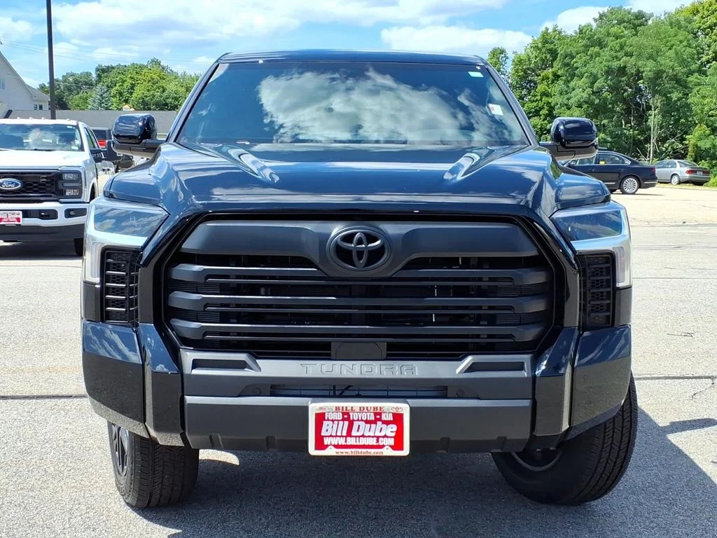 New 2026 Midnight Black Metallic Toyota SR5 image 2
