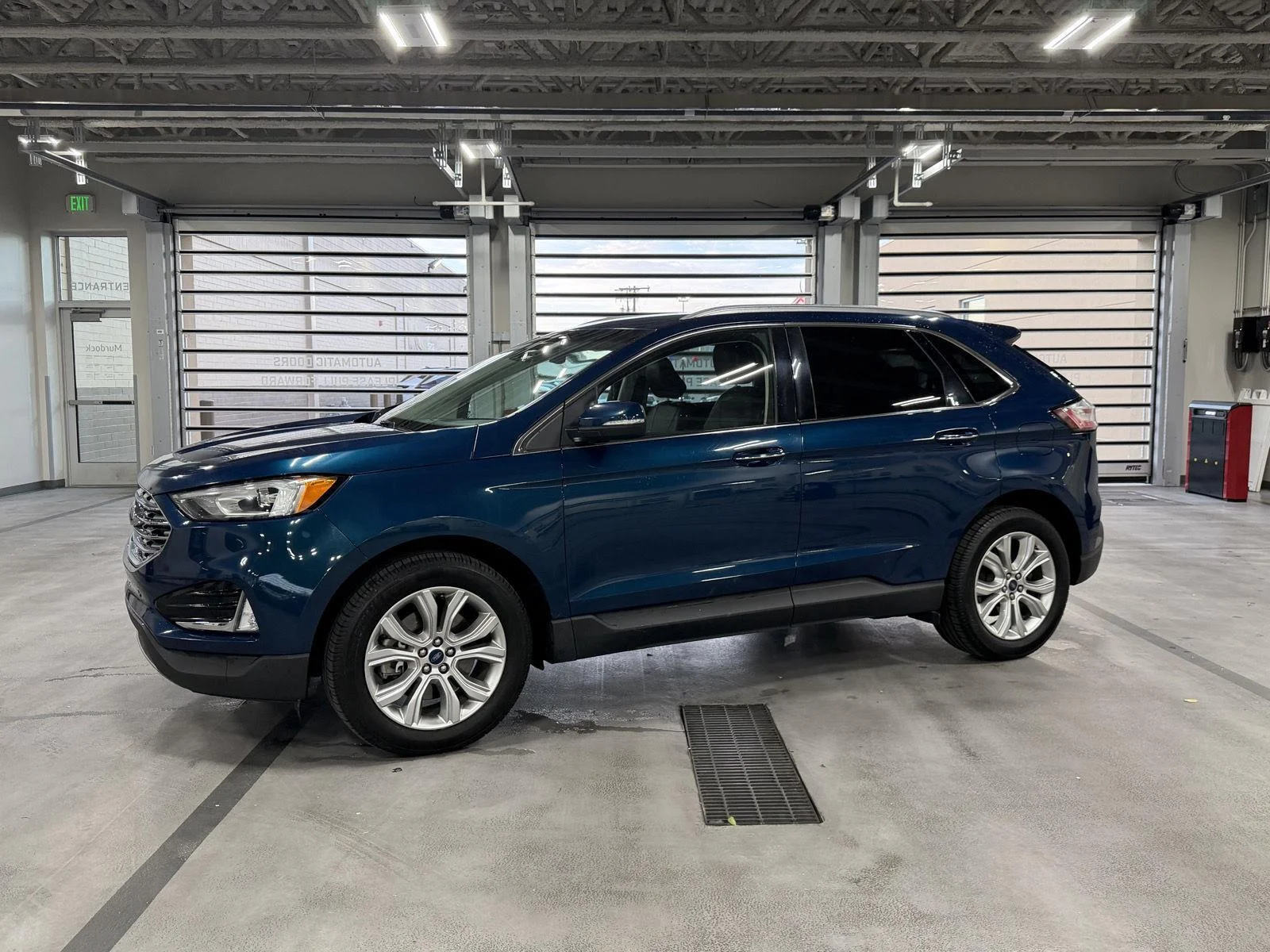 2020 Ford Edge Titanium AWD's photo