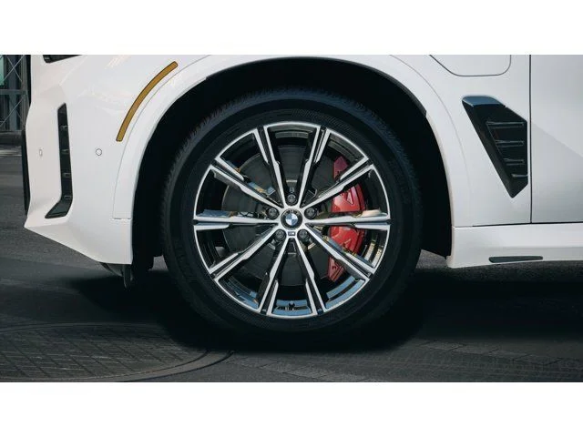 New 2026 Alpine White BMW xDrive50e image 7