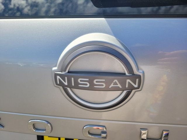 Used 2023 Silver Nissan SV image 10