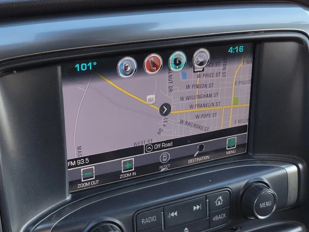 Used 2019 GRAPHITE METALLIC Chevrolet LTZ image 25